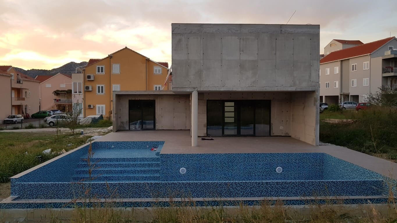 holiday-home-with-pool-4